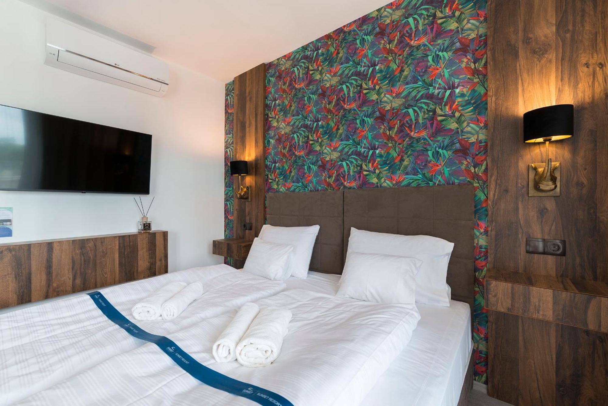 Sunset Resort - Lakeside Apartment Fonyód Cameră foto